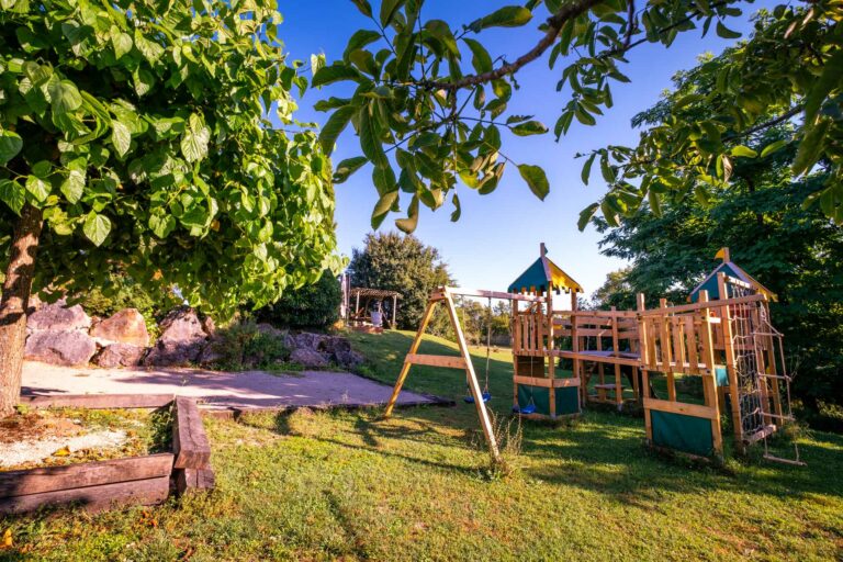 Espace de jeu extérieur - Boulodrome - Villa Magarre